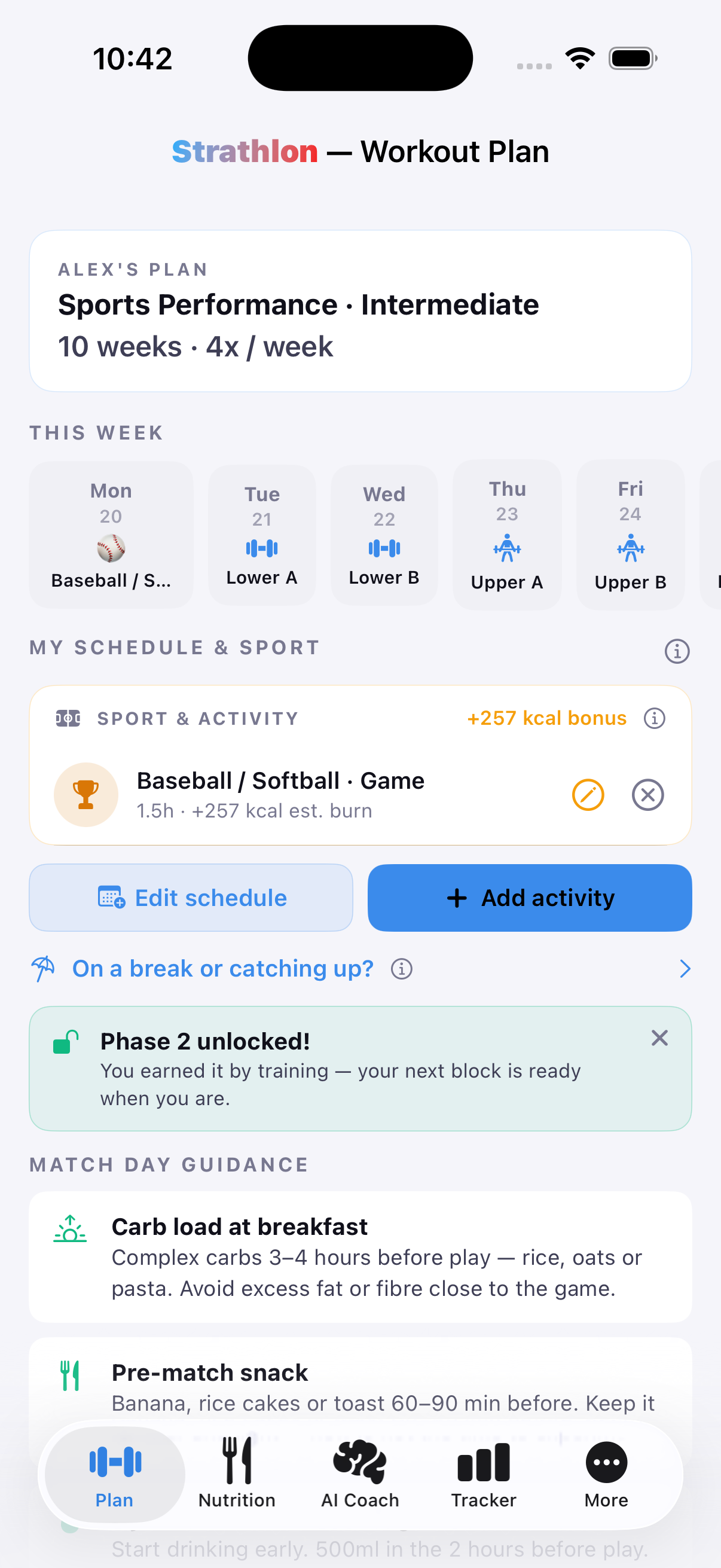 Strathlon's Plan tab with a baseball/softball session scheduled, showing its estimated calorie burn for the day.